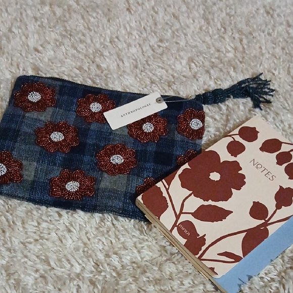 Anthropologie Handbags - NWT ANTHROPOLOGIE BEADED BAG /NOTE BOOK